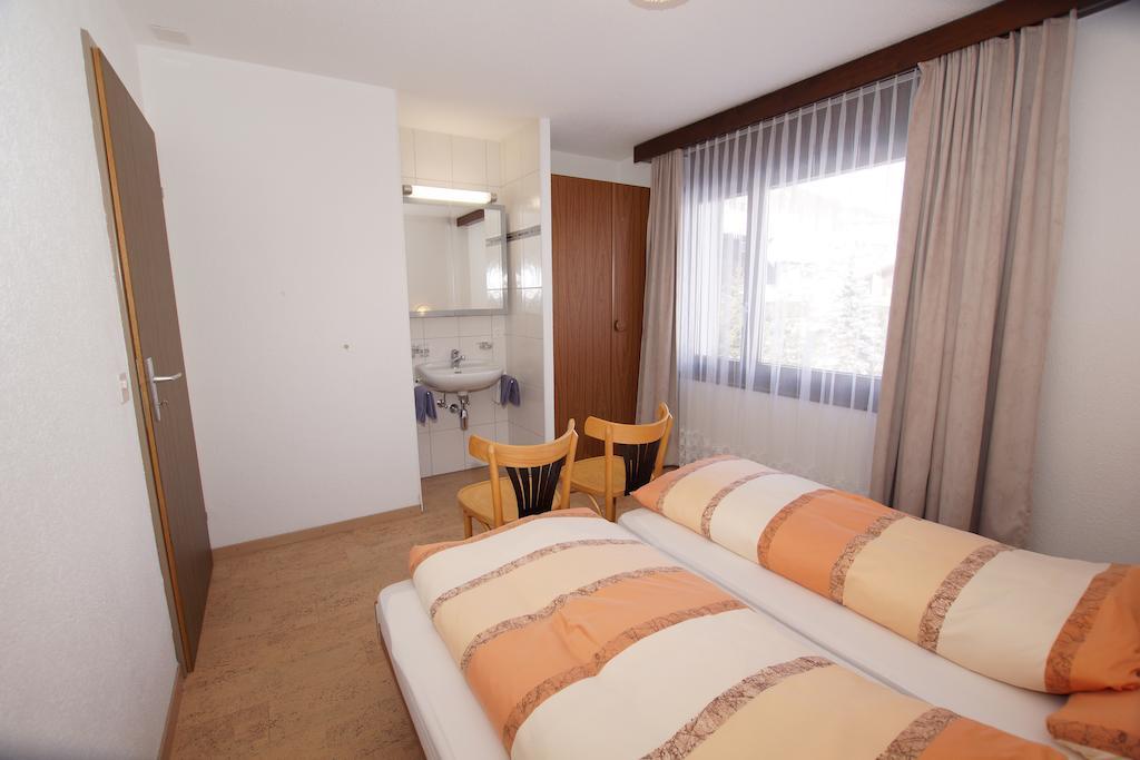 Haus Amor Saas-Fee Zimmer foto