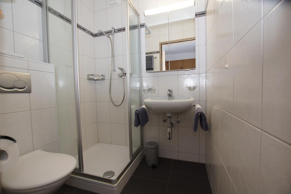Haus Amor Saas-Fee Zimmer foto